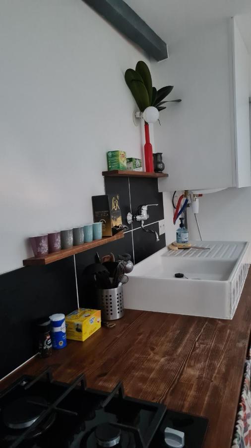 Charmant Logement Avec Parking Apartment ออร์โวลต์ ภายนอก รูปภาพ