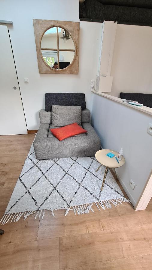 Charmant Logement Avec Parking Apartment ออร์โวลต์ ภายนอก รูปภาพ